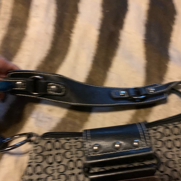 Guess hobo handbag - Picture 4 of 4